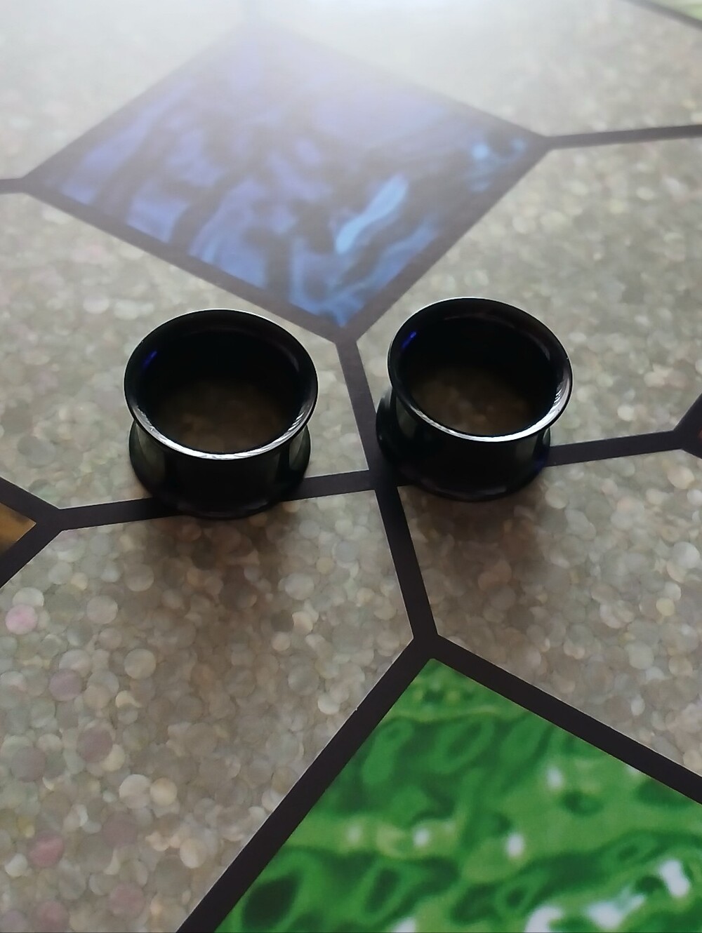 14mm Black Coated Screw On Eyelets